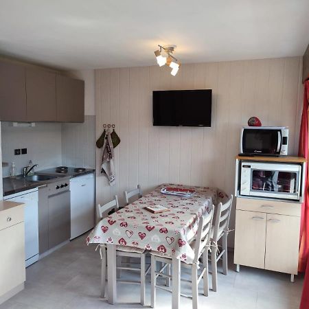 Coquet Studio De 4 Personnes Aux Carroz - Balcon Et Wifi Les Carroz-d'Araches Exterior foto